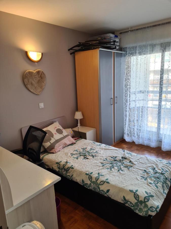 Chambre De 11 M2 Avec Balcon Paris Exterior photo